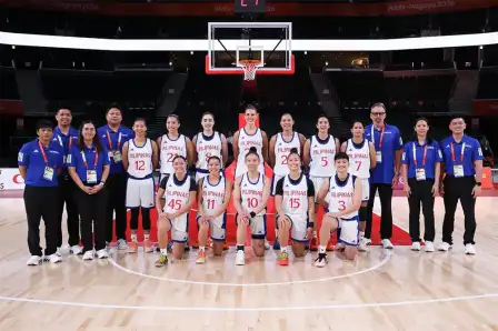 Tuyển bóng rổ nữ Philippines đánh bại Hong Kong TQ, đoạt vé vào tứ kết Asian Games