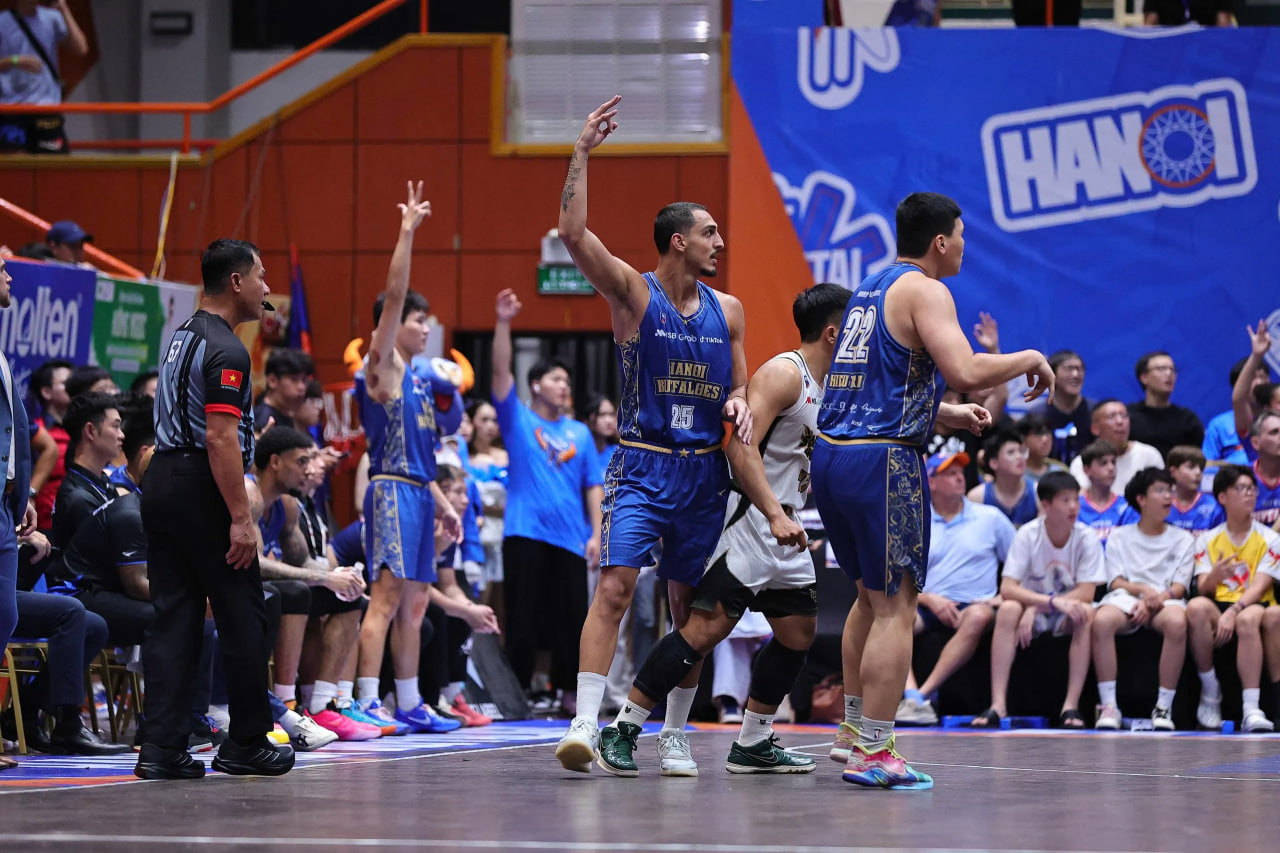 Hạ gục Hanoi Buffaloes ngay tại Thủ đô, Saigon Heat lập kỷ lục 6 lần vô địch VBA