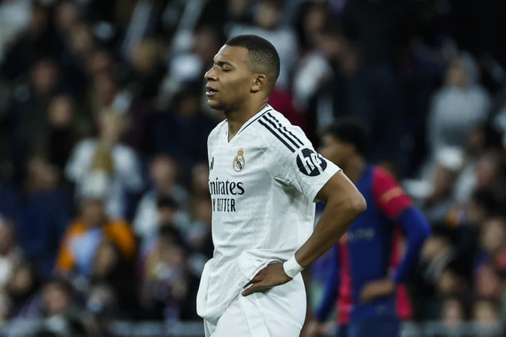 Tâm điểm bóng đá cuối tuần: Man City gặp Liverpool, Real Madrid chuẩn bị cho 'Siêu kinh điển'